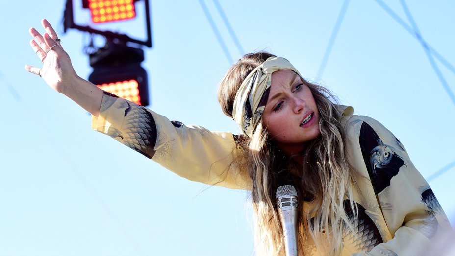 Zella Day Hollywood Reporter Coachella