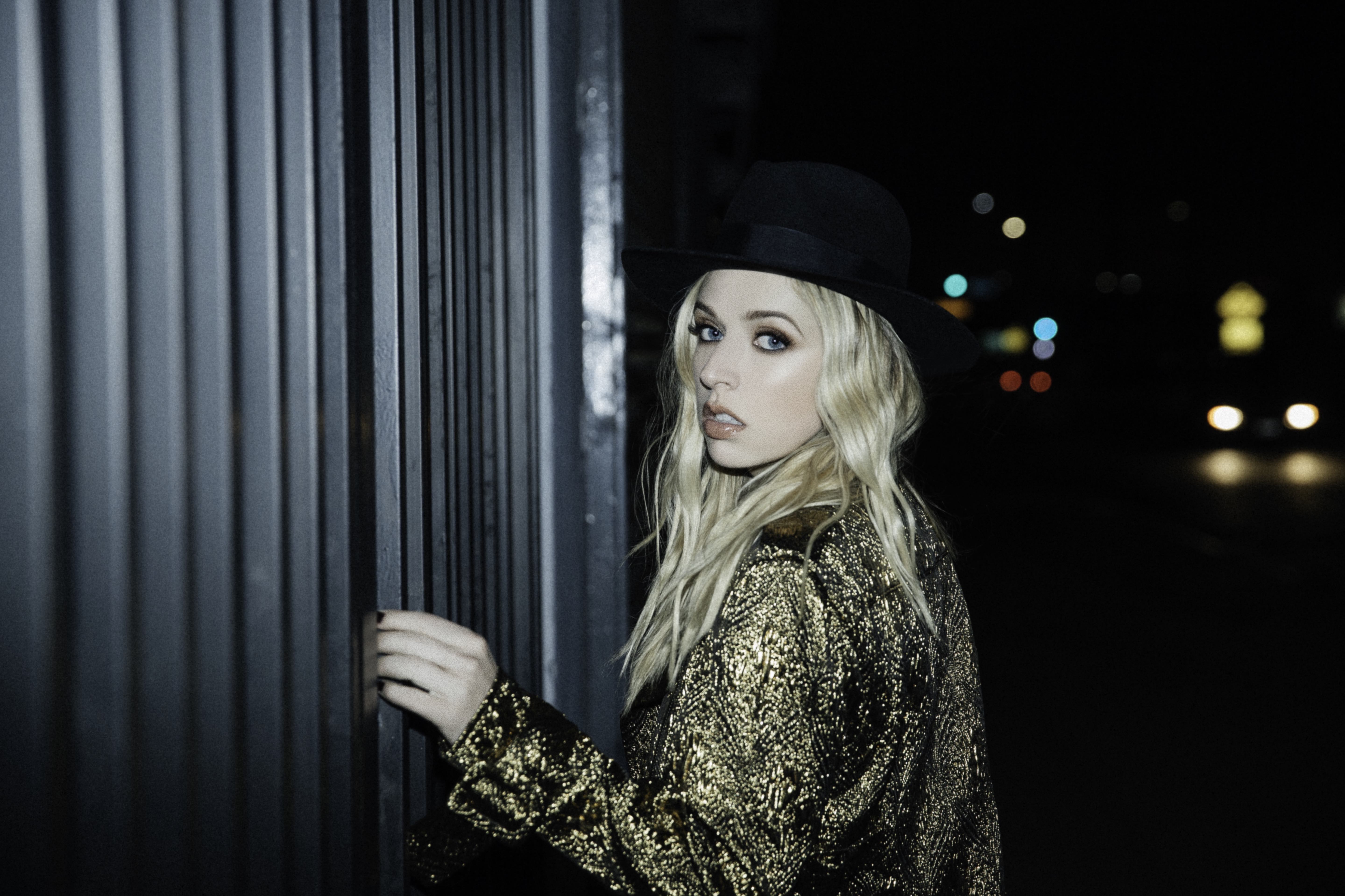 ZZ Ward Media Kit | Hollywood Records